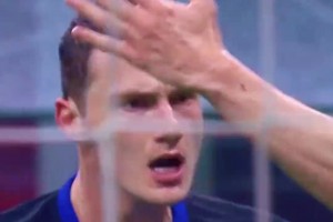 國米：防守的最高境界！這球鏟的太優(yōu)雅了！