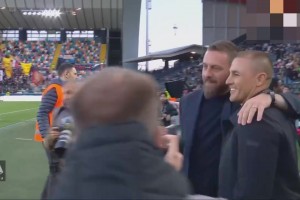 淚目！德羅西和卡納瓦羅賽前互相擁抱