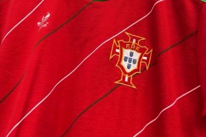 C羅穿上一定帥！葡萄牙1984歐洲杯球衣
