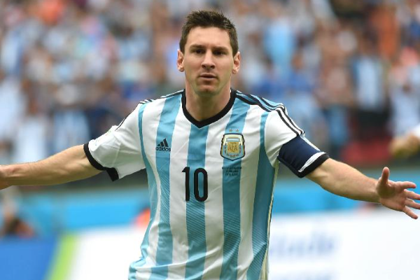 梅西最適合在哪個(gè)球隊踢球？